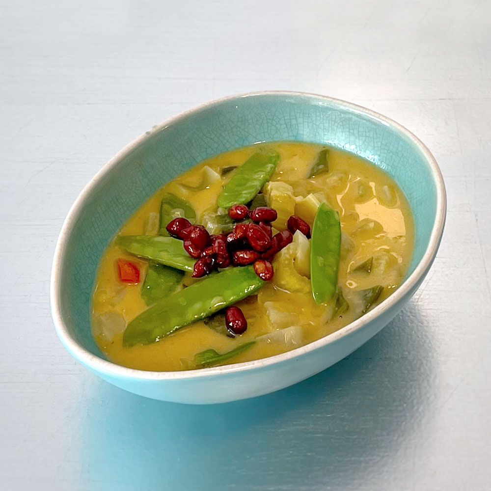 Grünes Thai-Curry mit glasierten Erdnüssen - ruhrista, vegetarisches restaurant